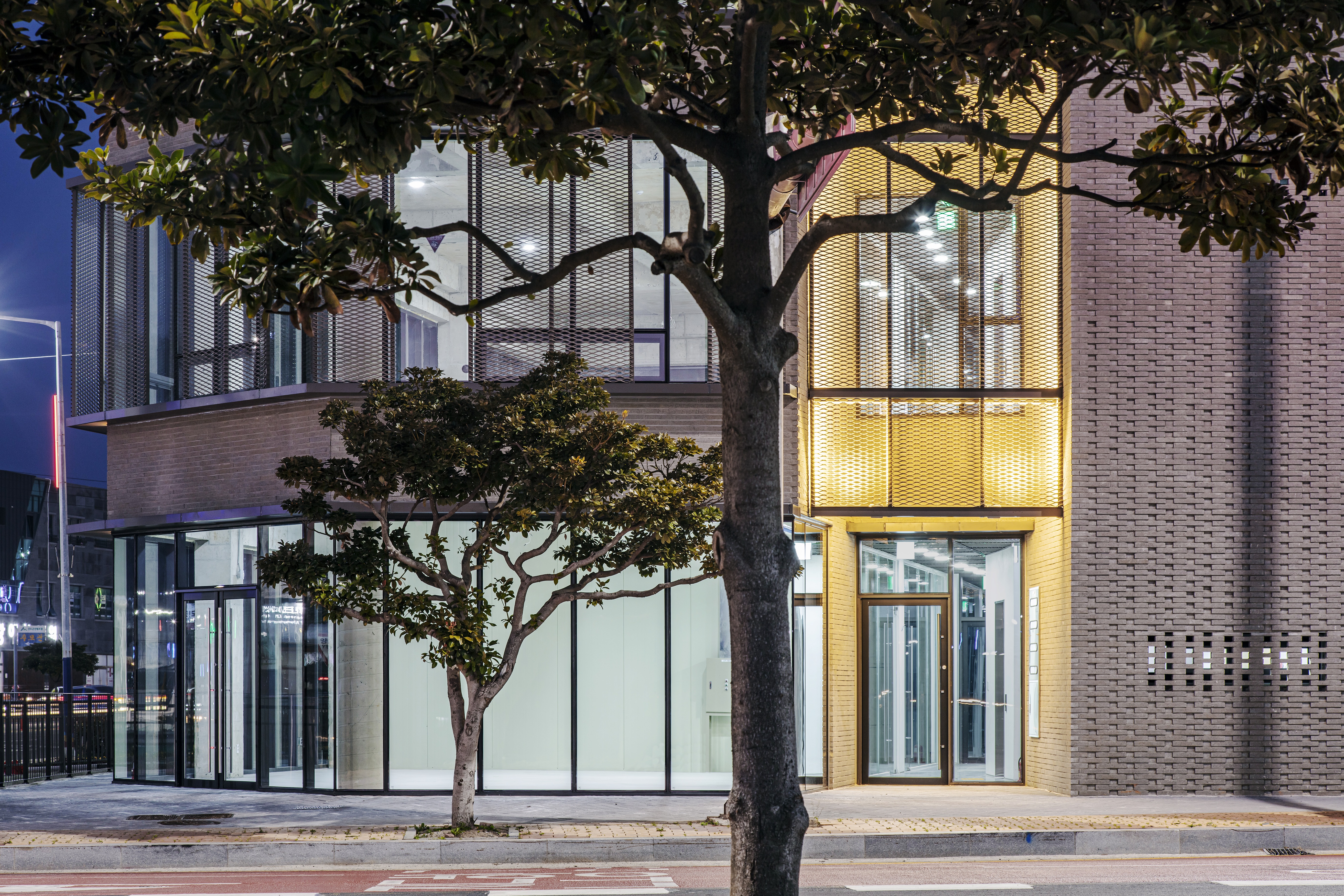 진도SEBU빌딩 - 2